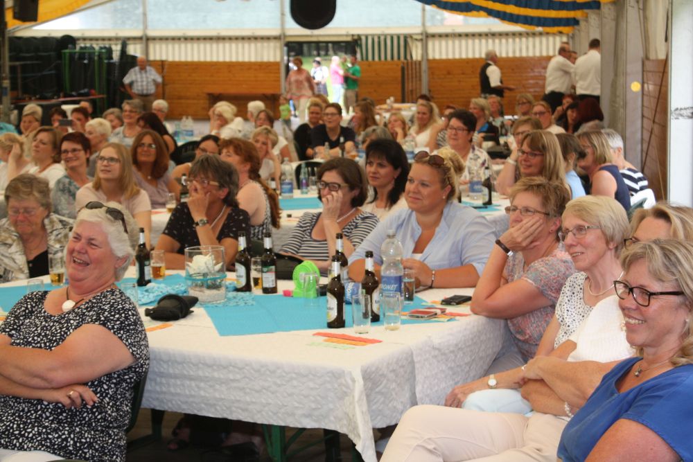 damenkaffee_2017_043