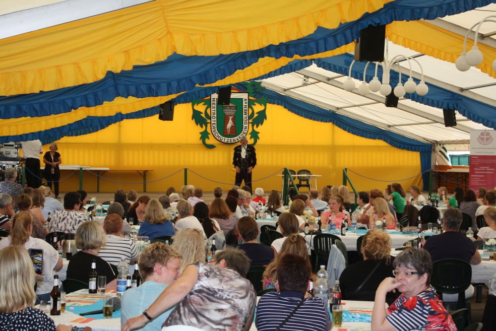 damenkaffee_2017_045